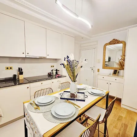 Apartment Porte Saint Cloud Proche Tour Eiffel